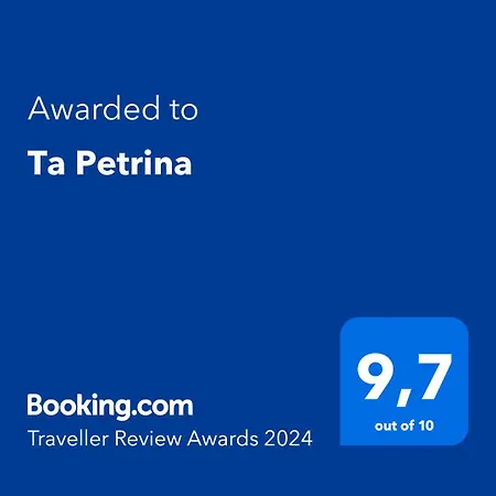 Ta Petrina Apartment Vourvourou