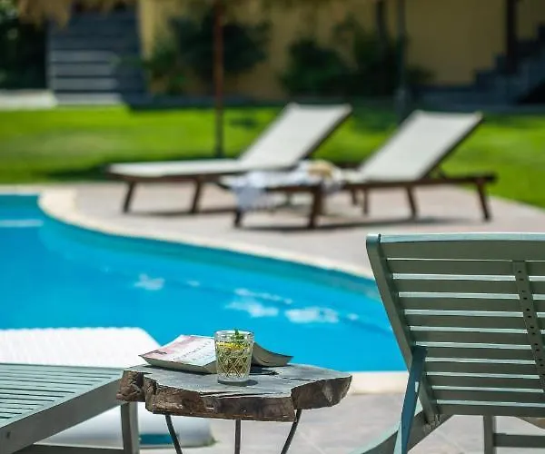 Ta Petrina Apartamento Vourvourou