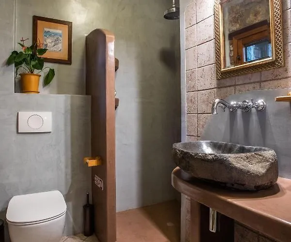 Ta Petrina * Vourvourou