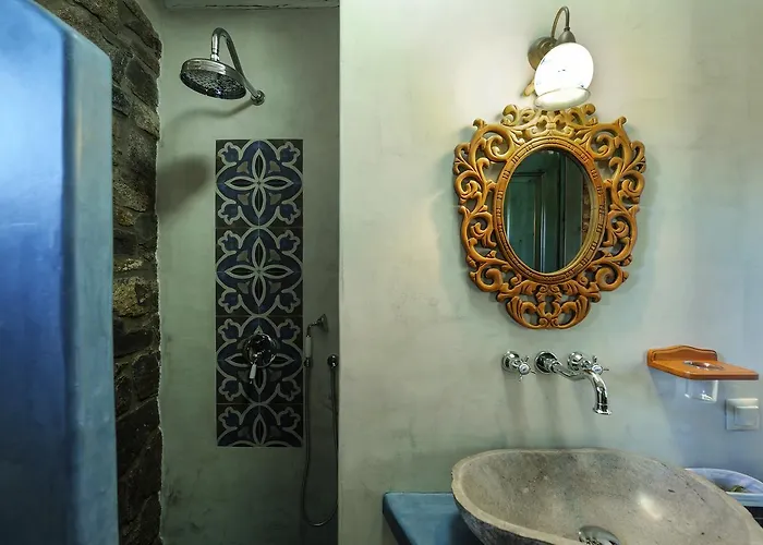 Ta Petrina * Vourvourou